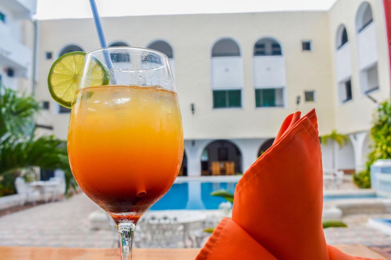Hotel Maria De Lourdes Cancun Exterior photo