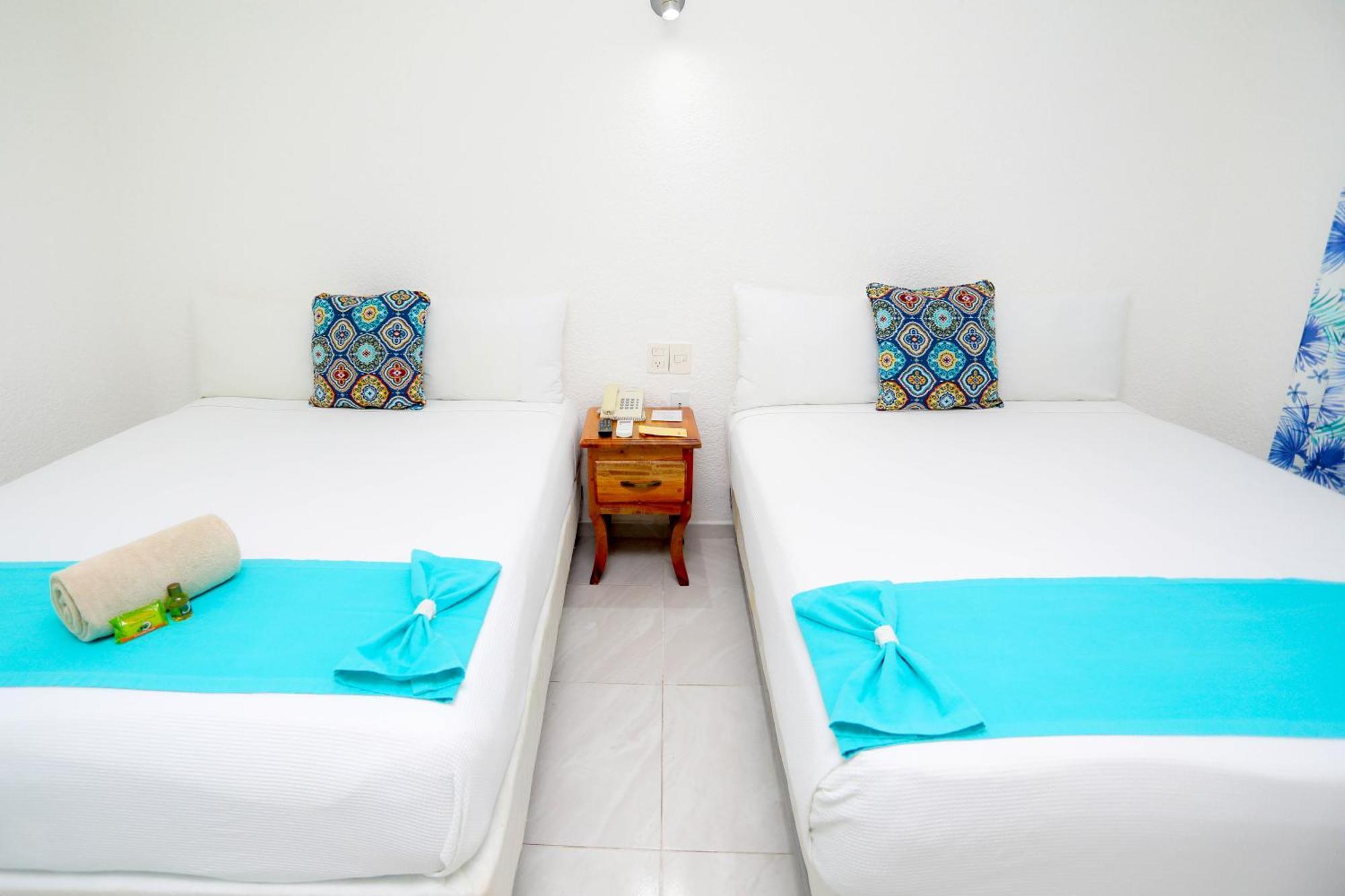 Hotel Maria De Lourdes Cancun Exterior photo